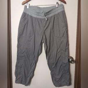 The North Face cropped Capri pants